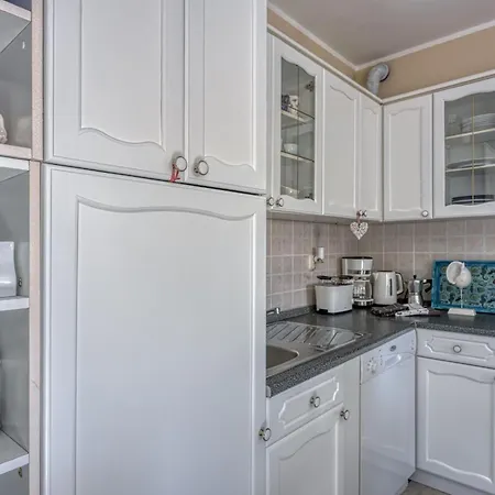 Apartament Burle With Balcony