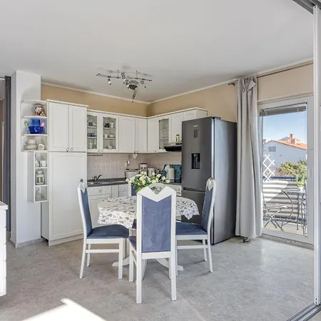 Burle With Balcony * Medulin