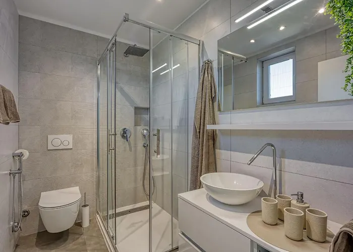 Burle With Balcony Apartman *